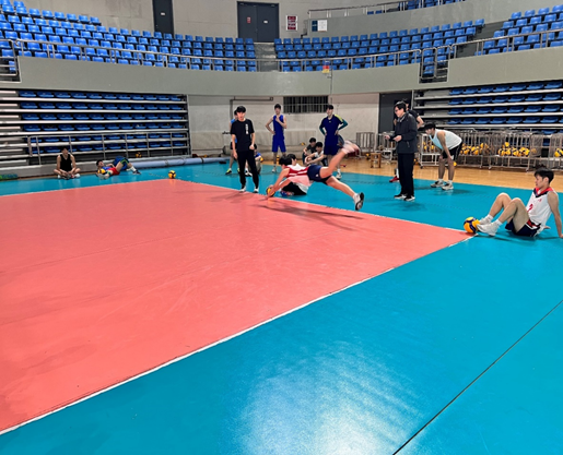 谈球吧体育APP下载