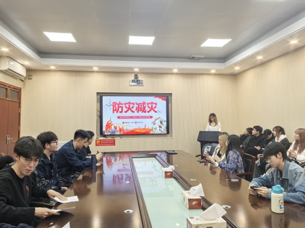 谈球吧体育APP下载