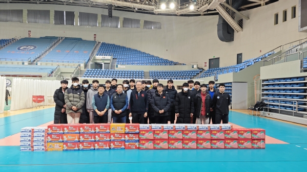 谈球吧体育手机版