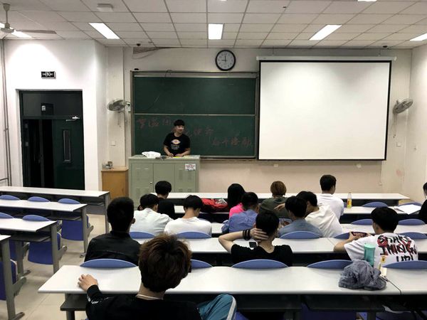 谈球吧体育客户端