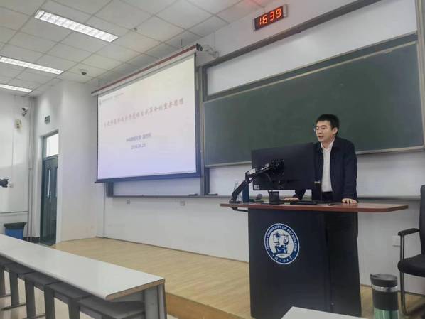 谈球吧体育APP下载