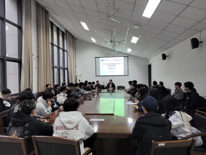 谈球吧体育稳定线路