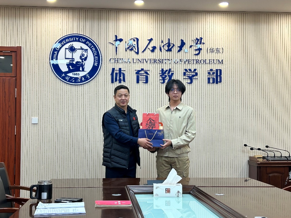 谈球吧体育备用网址