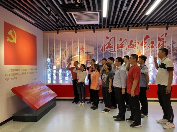 谈球吧体育APP下载