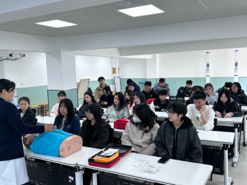 谈球吧体育官方线路