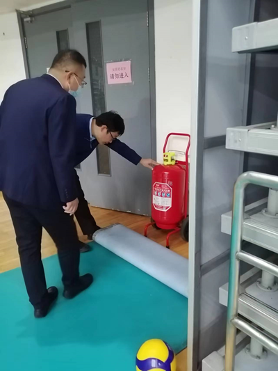 谈球吧体育稳定线路