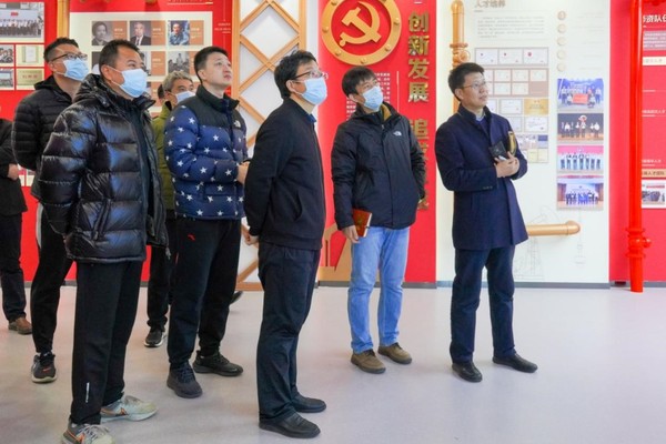 谈球吧体育平台