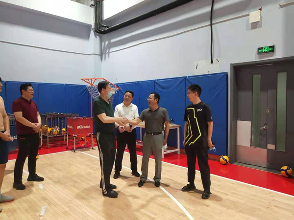 谈球吧体育直播