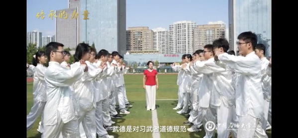 谈球吧体育欧冠直播