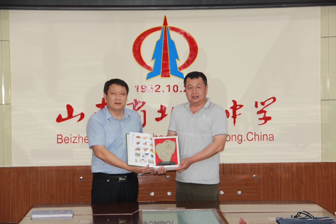 谈球吧体育APP下载