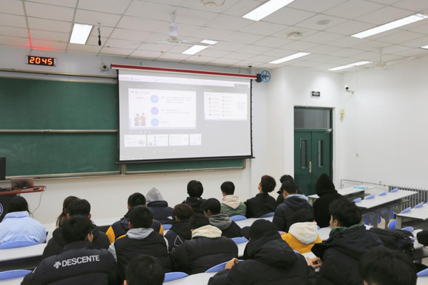谈球吧体育欧冠直播