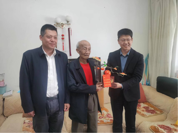 谈球吧体育备用网址